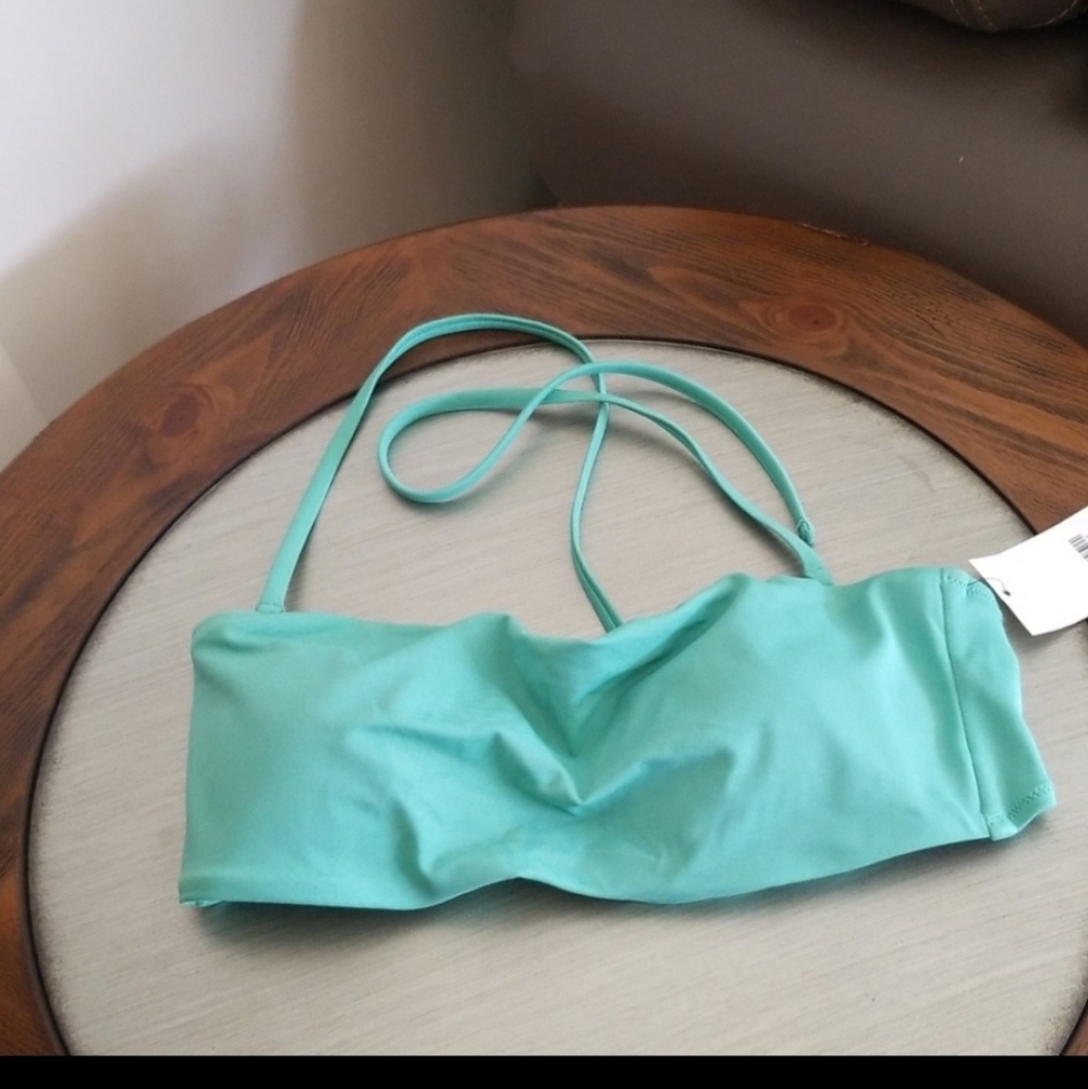 Lively bikini top